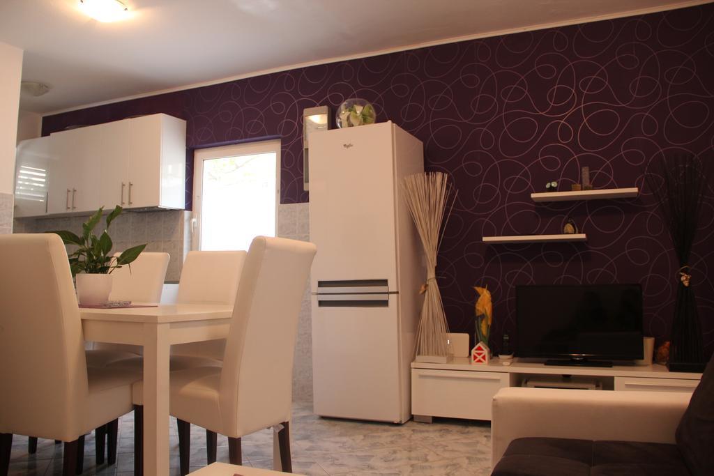 Apartments Nika 米利尼 外观 照片